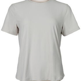 Vit Bagheera t-shirt för dam. Tröjan visas framifrån i en studio mot en vit bakgrund.